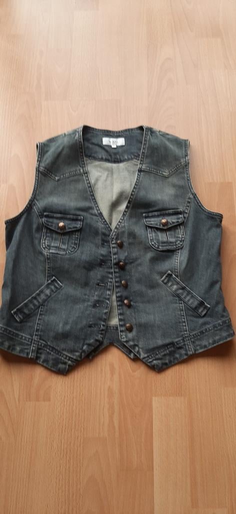 Mouwloos jeansvestje/colbert/debardeur GIGUE maat 40, Ophalen of Verzenden, Gedragen, Maat 38/40 (M)