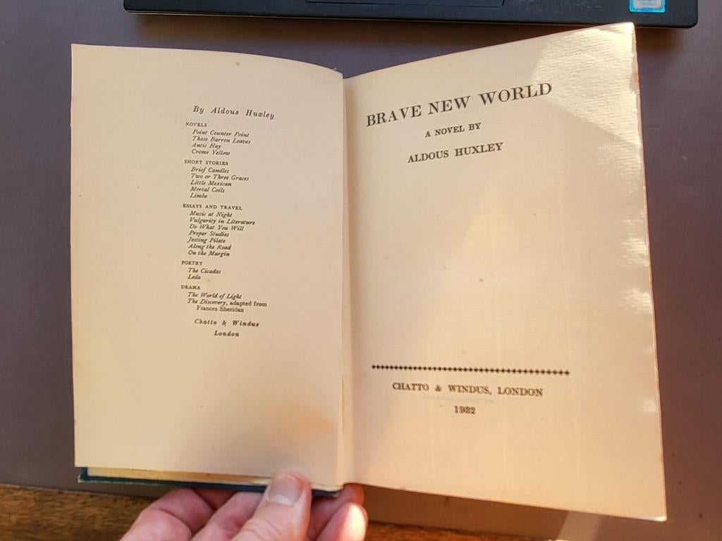 Brave New World Aldous Huxley first edition first printing, Ophalen of Verzenden