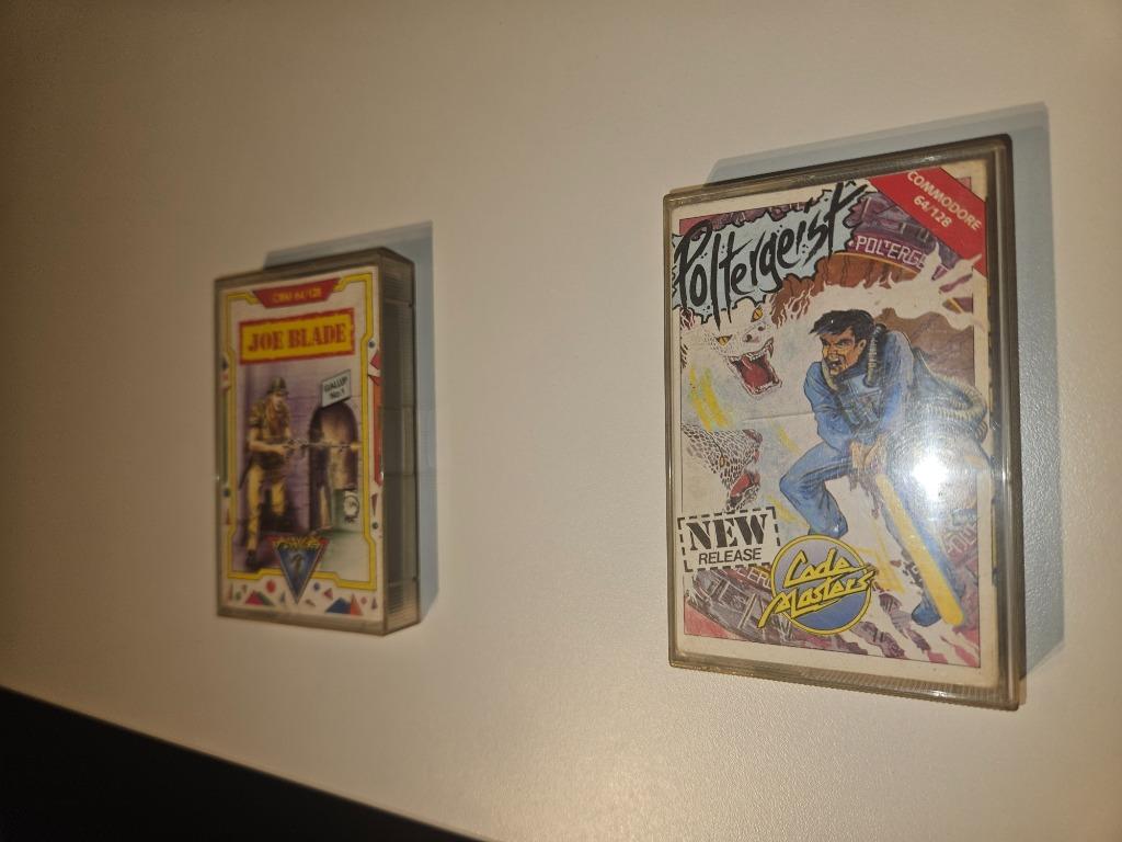2 games Commodore 64: Joe Blade & Poltergeist, Gebruikt, Eén computer, Vanaf 7 jaar, Ophalen