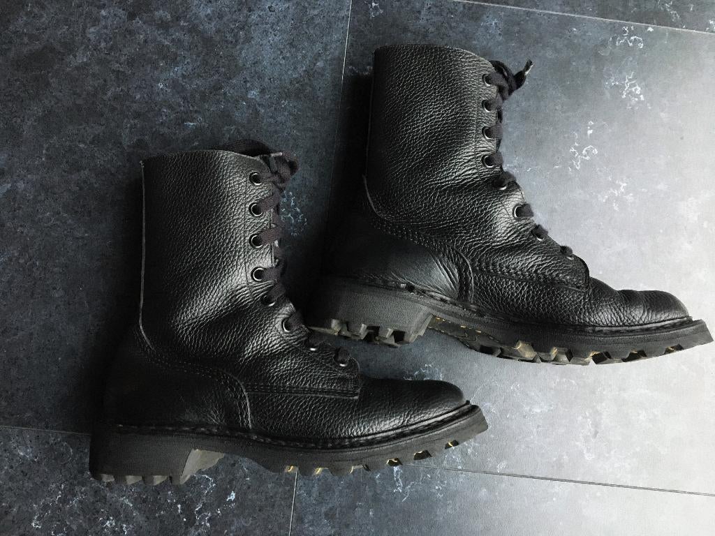 Combat schoenen voor allerlei (scouts,carnaval,gothic)-40, Ophalen of Verzenden, Zo goed als nieuw