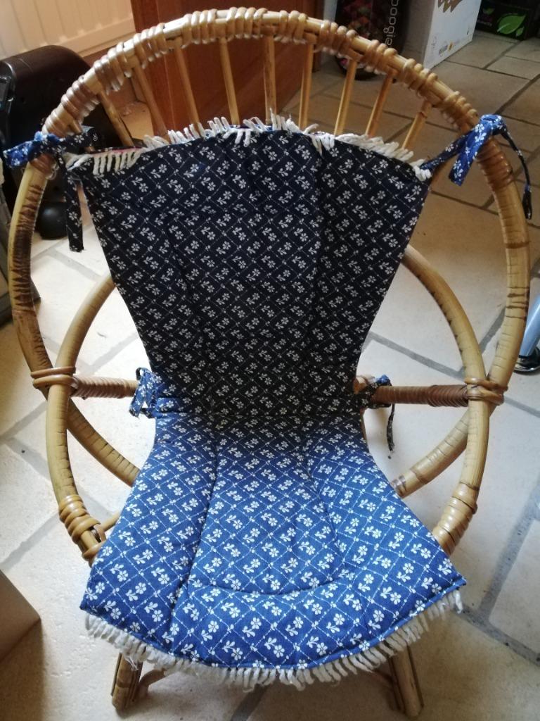 Chaise en rotin pour enfant, Enlèvement