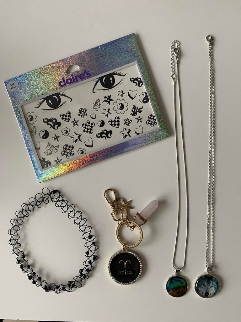 Bijoux fantaisie, Enlèvement, Neuf