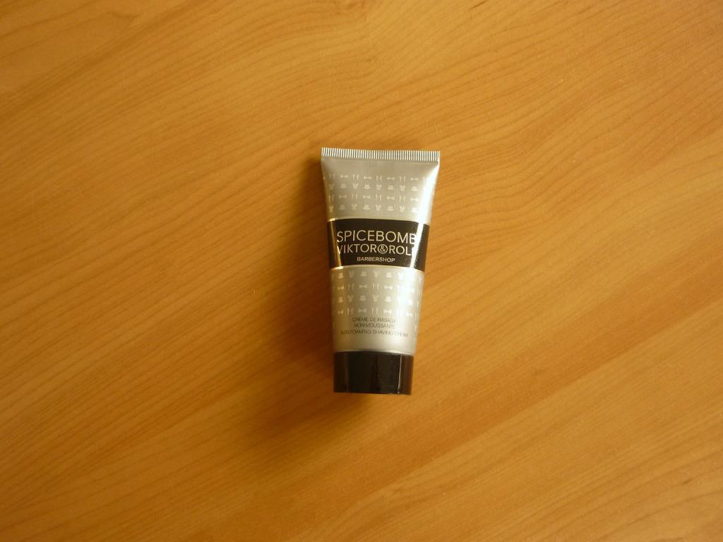 Viktor&Rolf barbershop Spicebomb Non foaming shaving cream, Ophalen of Verzenden