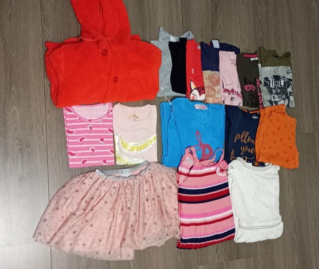 pakket meisjeskleding maat 128, Enlèvement ou Envoi, Comme neuf, Fille