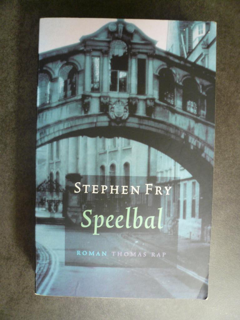 Stephen Fry: Het nijlpaard + Speelbal, Boeken, Ophalen, Gelezen, Stephen Fry, Europa overig