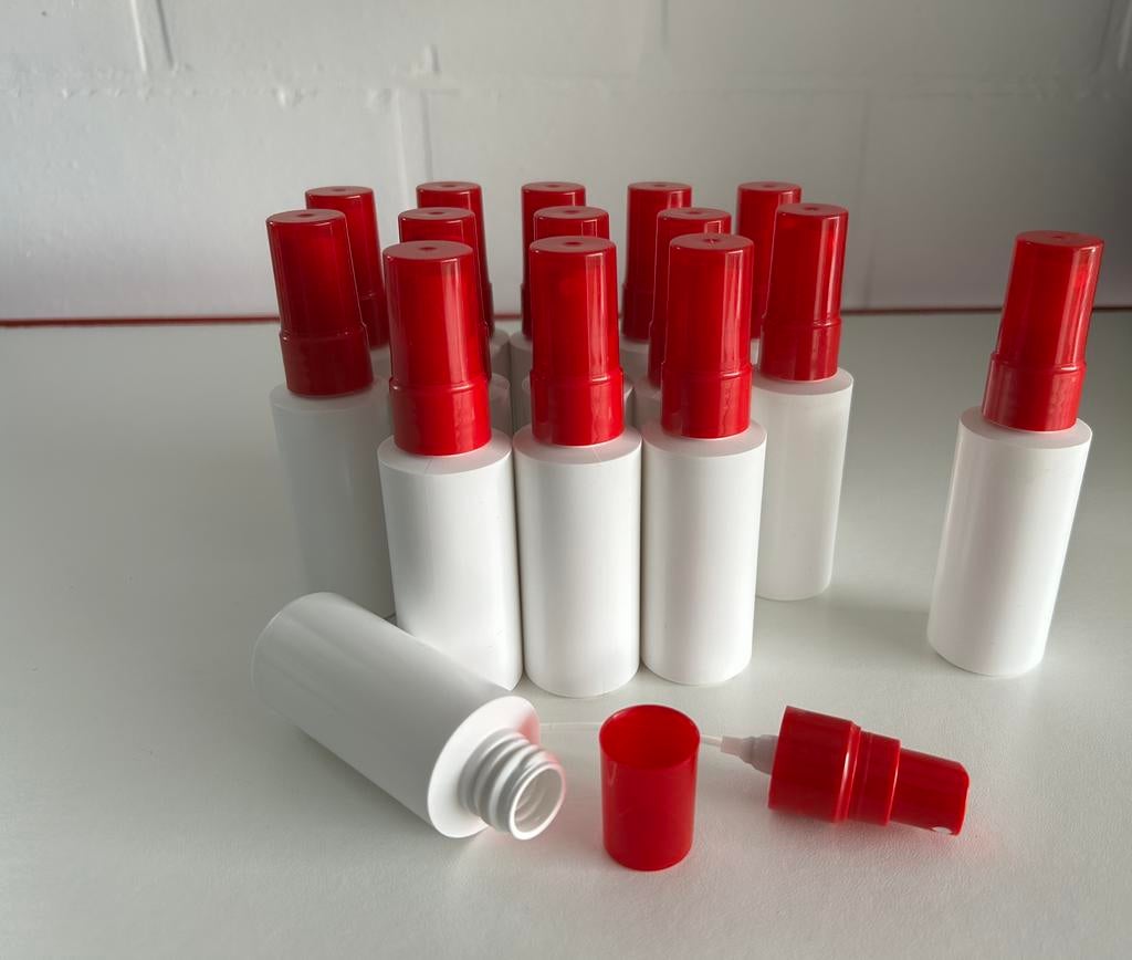 15 spuitbussen van 50 ml - verpakking, Ophalen of Verzenden, Zo goed als nieuw