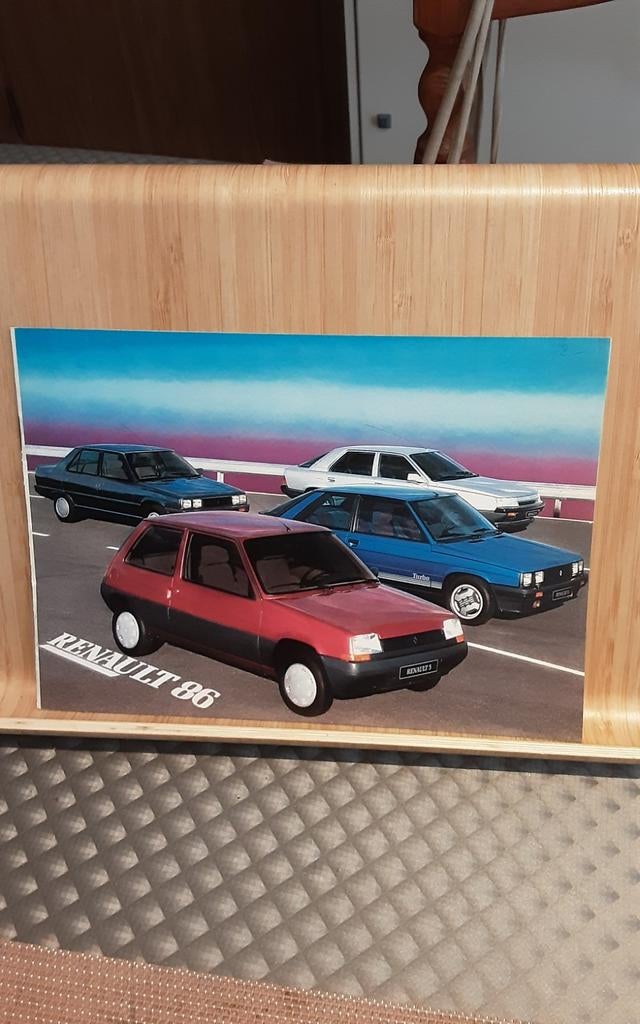 Renault 86 brochure, Livres, Autos | Brochures & Magazines, Enlèvement ou Envoi, Comme neuf, Renault
