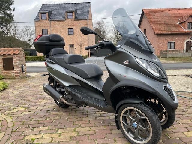 Piaggio MP3 500ie Sports, Motos, Motos | Piaggio, Scooter, 2 cylindres, 12 à 35 kW, 500 cm³