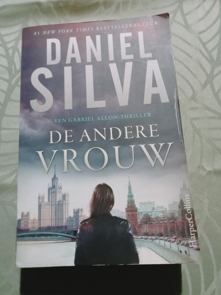 Daniel Silva: de andere vrouw, Boeken, Thrillers, Ophalen