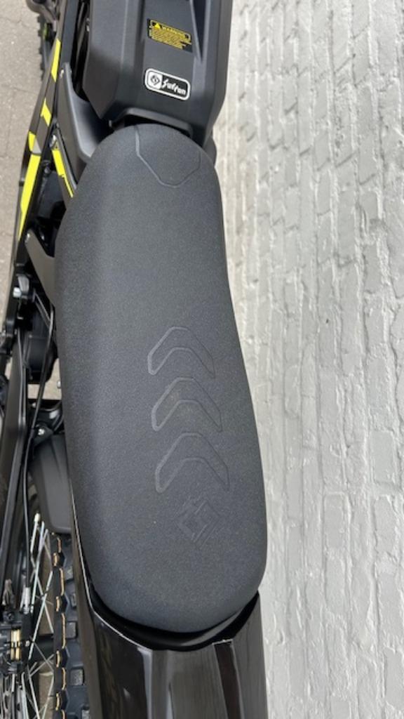 SurRon Light bee Straat legaal, Fietsen en Brommers, Brommers | Crossbrommers, Ophalen, Nieuw, 50 cc