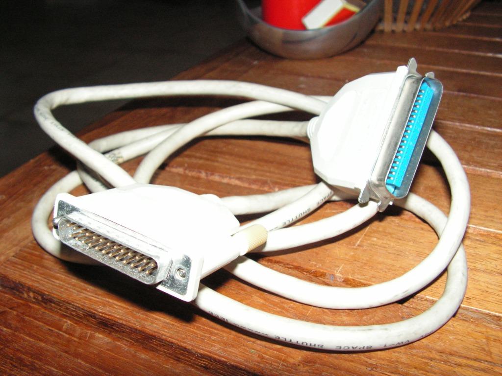 Kabel HP Centronics 2 m db25 male to 36 centronics male., Ophalen of Verzenden, Zo goed als nieuw