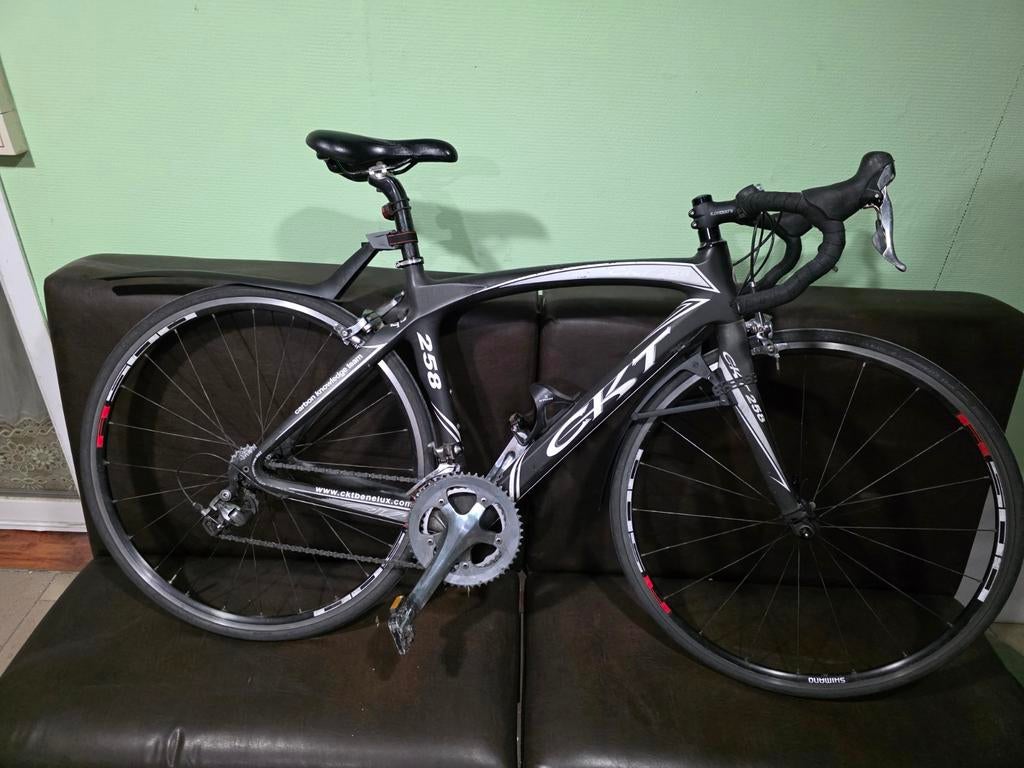 Te koop: CKT 258 Carbon Racefiets – licht, snel en rijklaar, Enlèvement ou Envoi