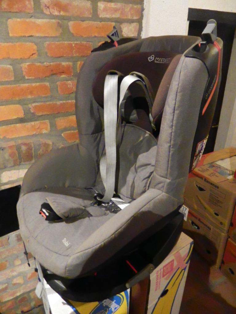 Baby zitjes voor in de auto., Ophalen, Zo goed als nieuw, Overige typen