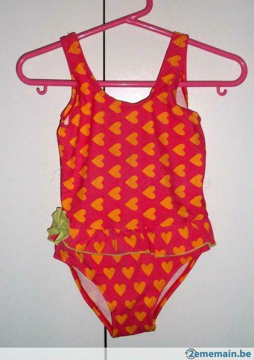joli petit maillot taille 134, Enlèvement ou Envoi, Neuf, Fille, Vêtements de sport ou Maillots de bain
