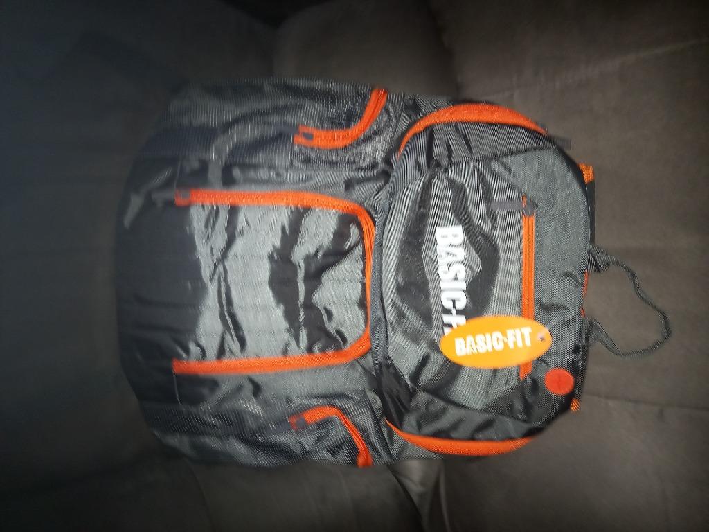 Sac à dos basic fit neuf, Bijoux, Sacs & Beauté, Sacs | Sacs à dos, Enlèvement ou Envoi