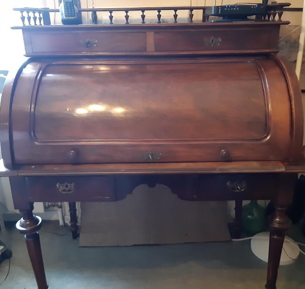 Secrétaire ancien en acajou datant des années 1900, Enlèvement