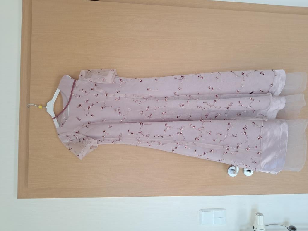 Robe enfant, Ophalen, Zo goed als nieuw