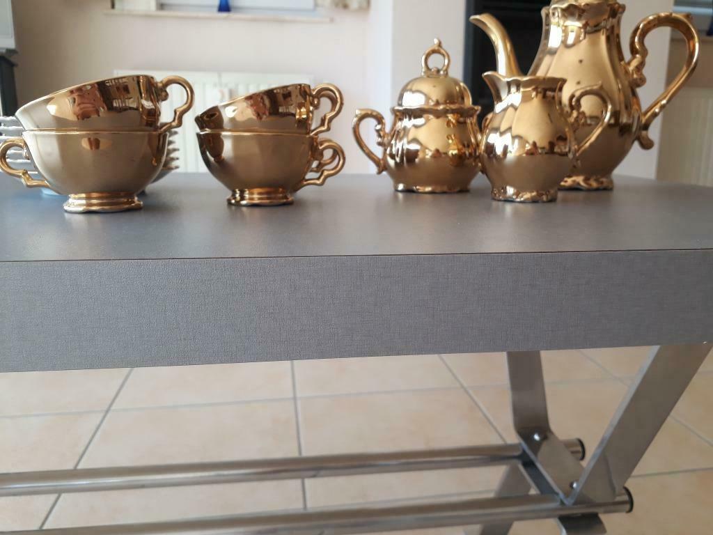 Koffie/mokka theeservies, goudkleurig, Service complet, Enlèvement ou Envoi, Comme neuf, Céramique