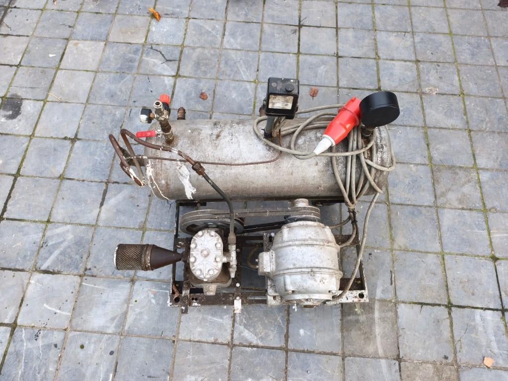 compressor, Ophalen, Gebruikt, 6 tot 10 bar, 25 tot 100 liter