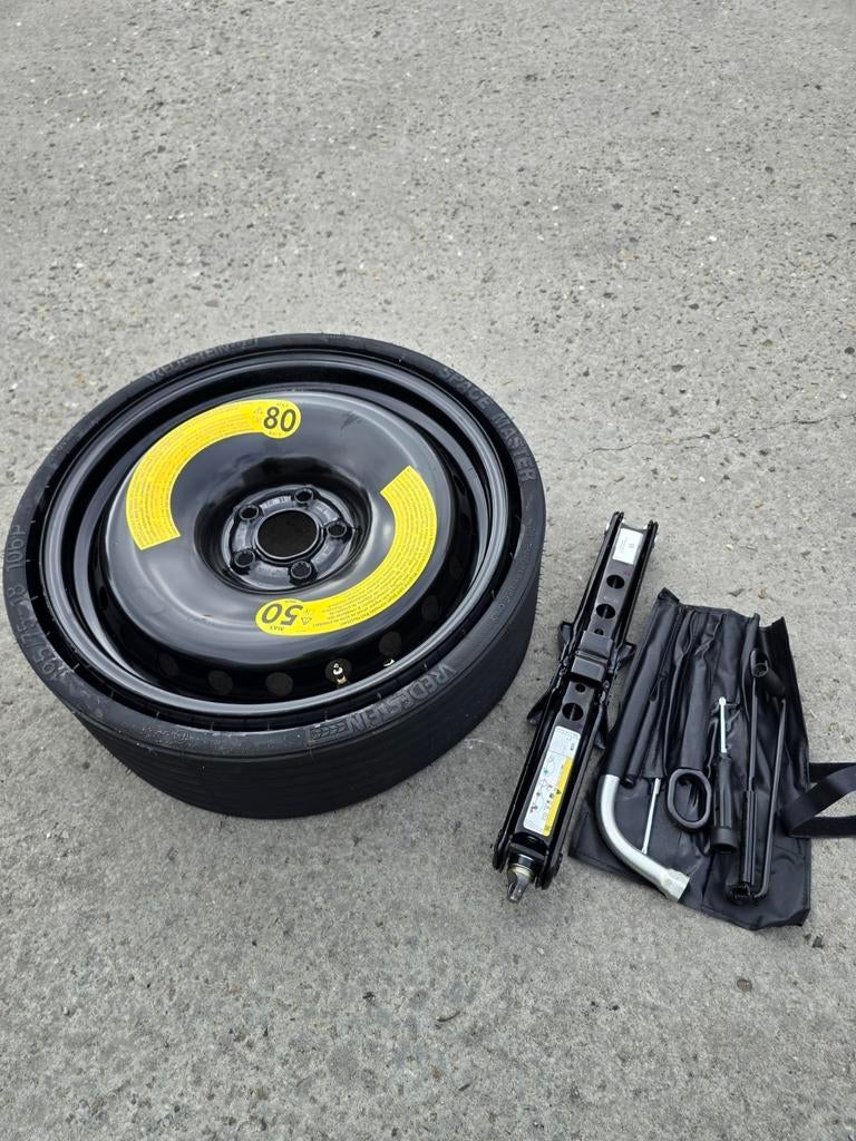 Roue de secours Audi Q5, Enlèvement
