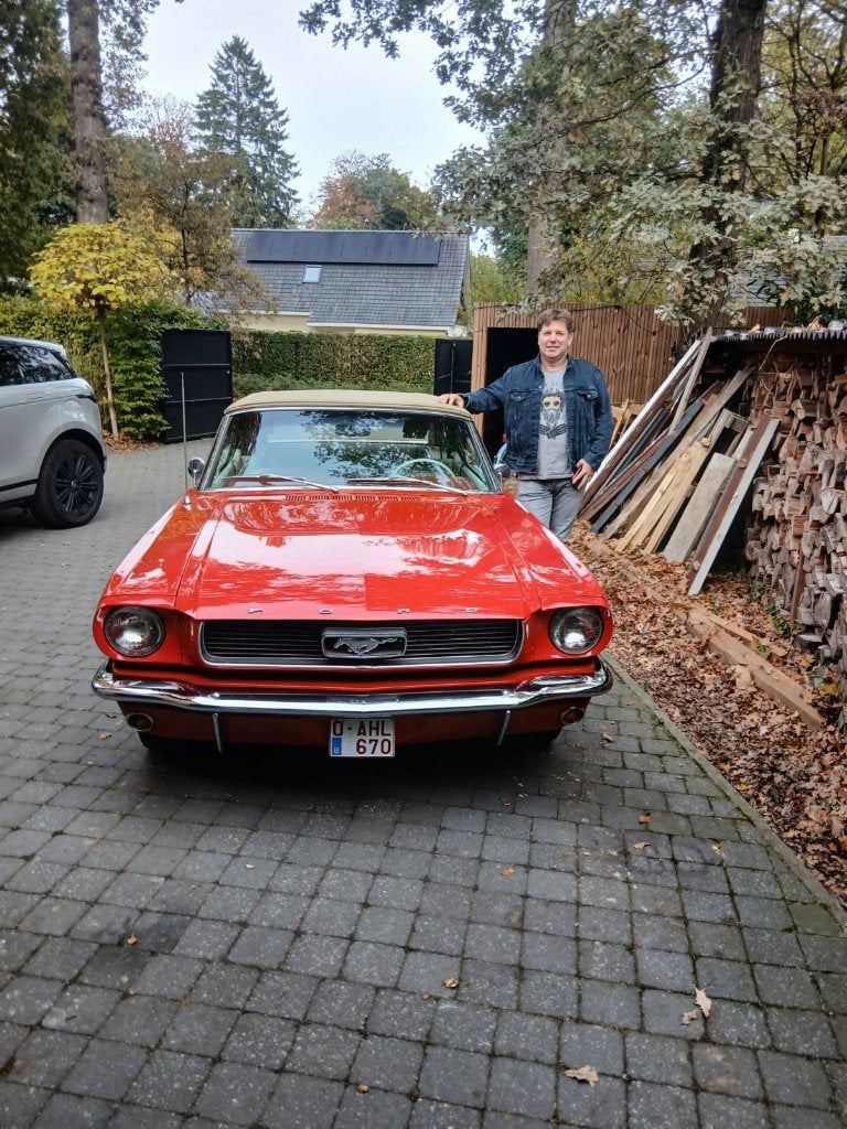 Oldtimer ford mustang cabriolet, Autos, Achat, Beige, Cabriolet, 2 portes