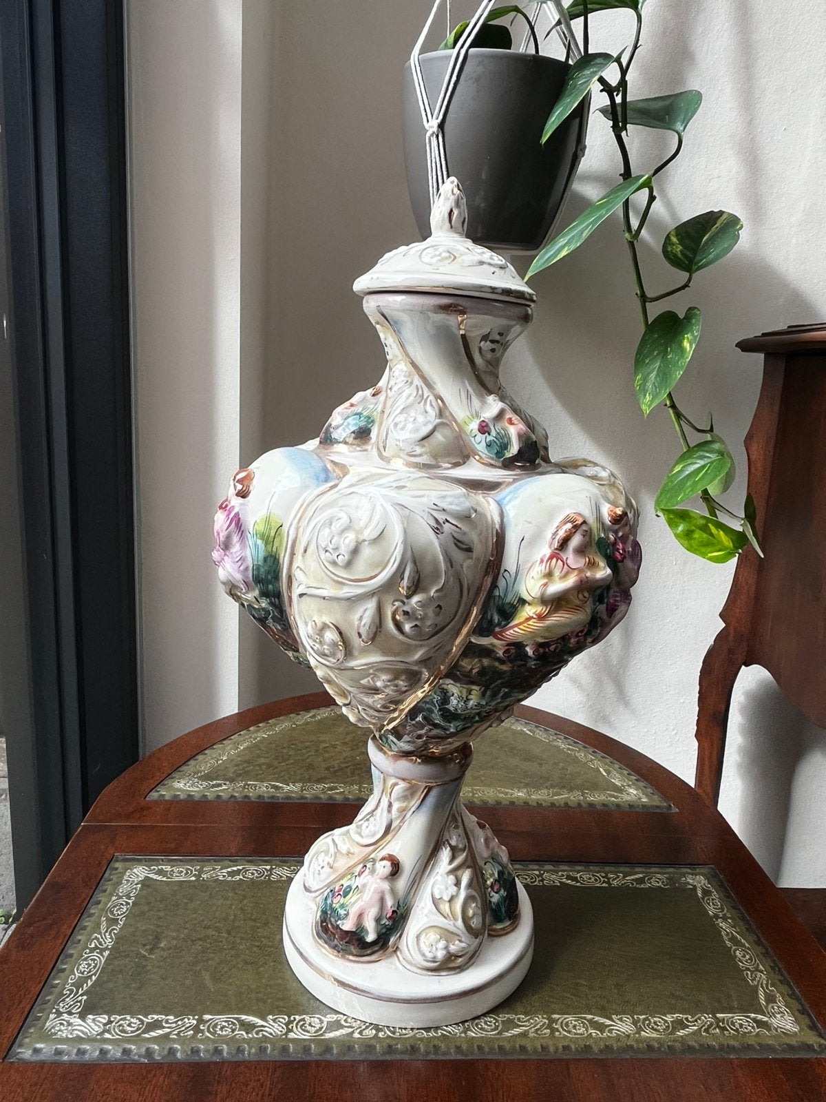 Vintage posseleinen vaas, Ophalen