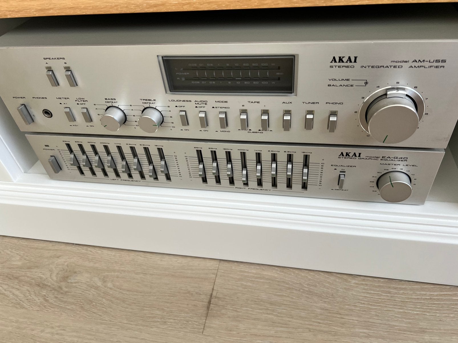 Vintage audio set:Akai AM-U55 versterker + EA-G40 equalizer, Audio, Tv en Foto, Ophalen, Gebruikt