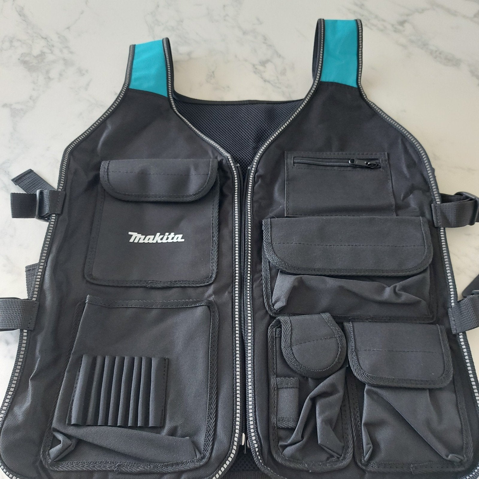 Werkgeriefvest Makita, Doe-het-zelf en Bouw, Gereedschap | Handgereedschap, Ophalen, Nieuw, Gereedschapsopslag, Makita