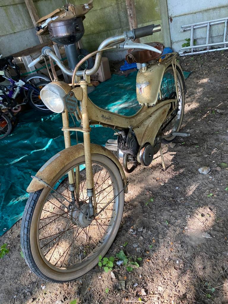 Mobylette, sortie de grange motobecane, Enlèvement