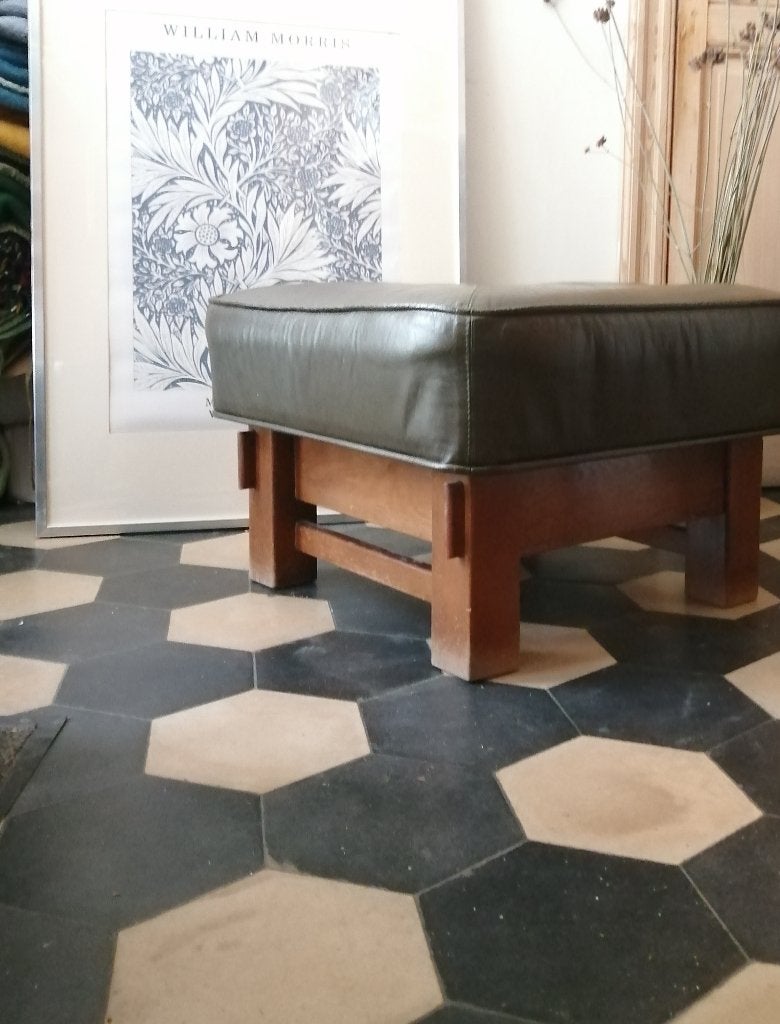 vintage  voetenbank  in leer, Huis en Inrichting, Ophalen, Leer