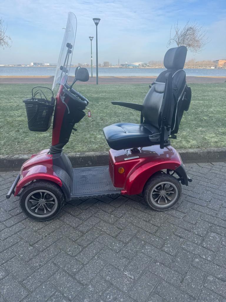 Stevige scootmobiel vermeiren elektrischeinvalide scooter, Diversen, Rolstoelen, Zo goed als nieuw, Inklapbaar, Ophalen of Verzenden