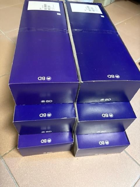6 boîtes de seringues Emerald de 5 ml, Enlèvement ou Envoi, Neuf