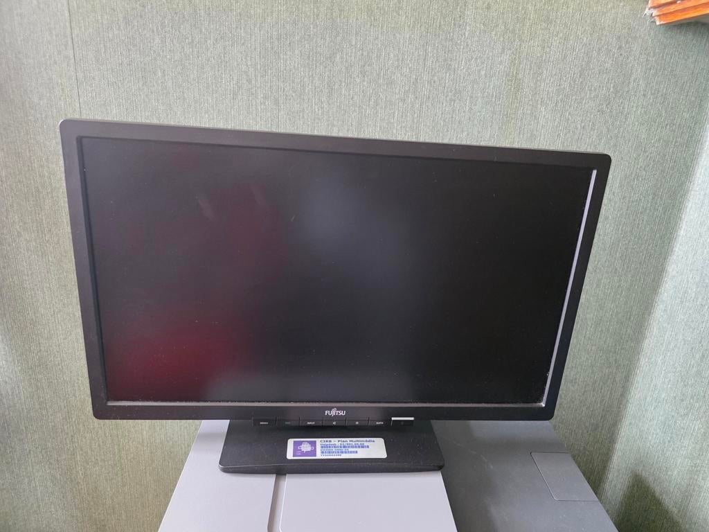 Moniteur informatique fujistu E20T-6 LED 20 pouces, Informatique & Logiciels, Gaming, 3 à 5 ms, HD, Fujitsu Siemens