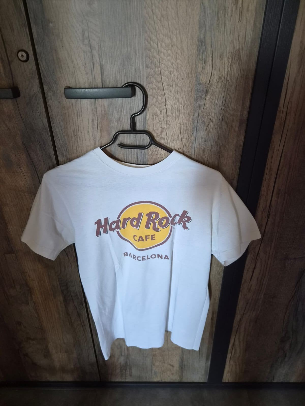 T-shirt Hard Rock café Barcelona, Vêtements | Hommes, T-shirts, Enlèvement ou Envoi, Hard Rock Café, Porté, Blanc