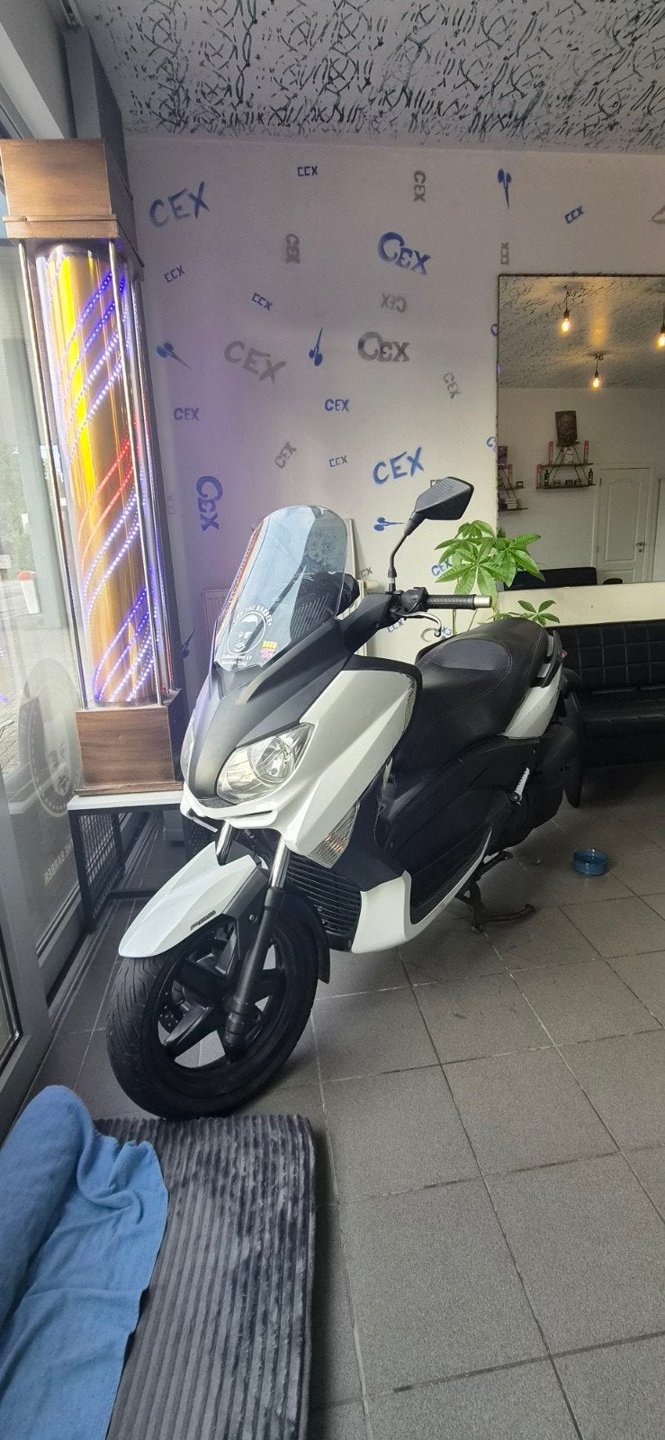 yamaha xmax 125cc, Ophalen of Verzenden