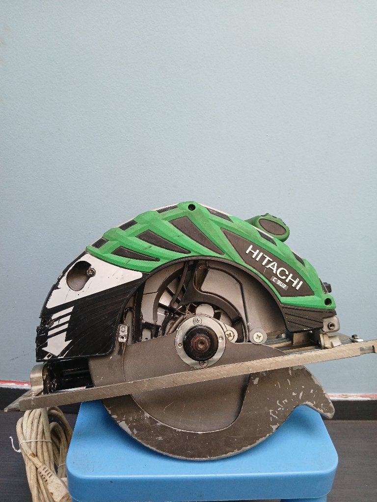 Scie circulaire et marteau-piqueur à vendre, Bricolage & Construction, Enlèvement, Comme neuf, Autres métaux