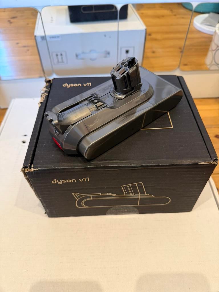 Batterie neuve et original Dyson V11 ou V15 à clipser, Electroménager, Enlèvement ou Envoi, Neuf