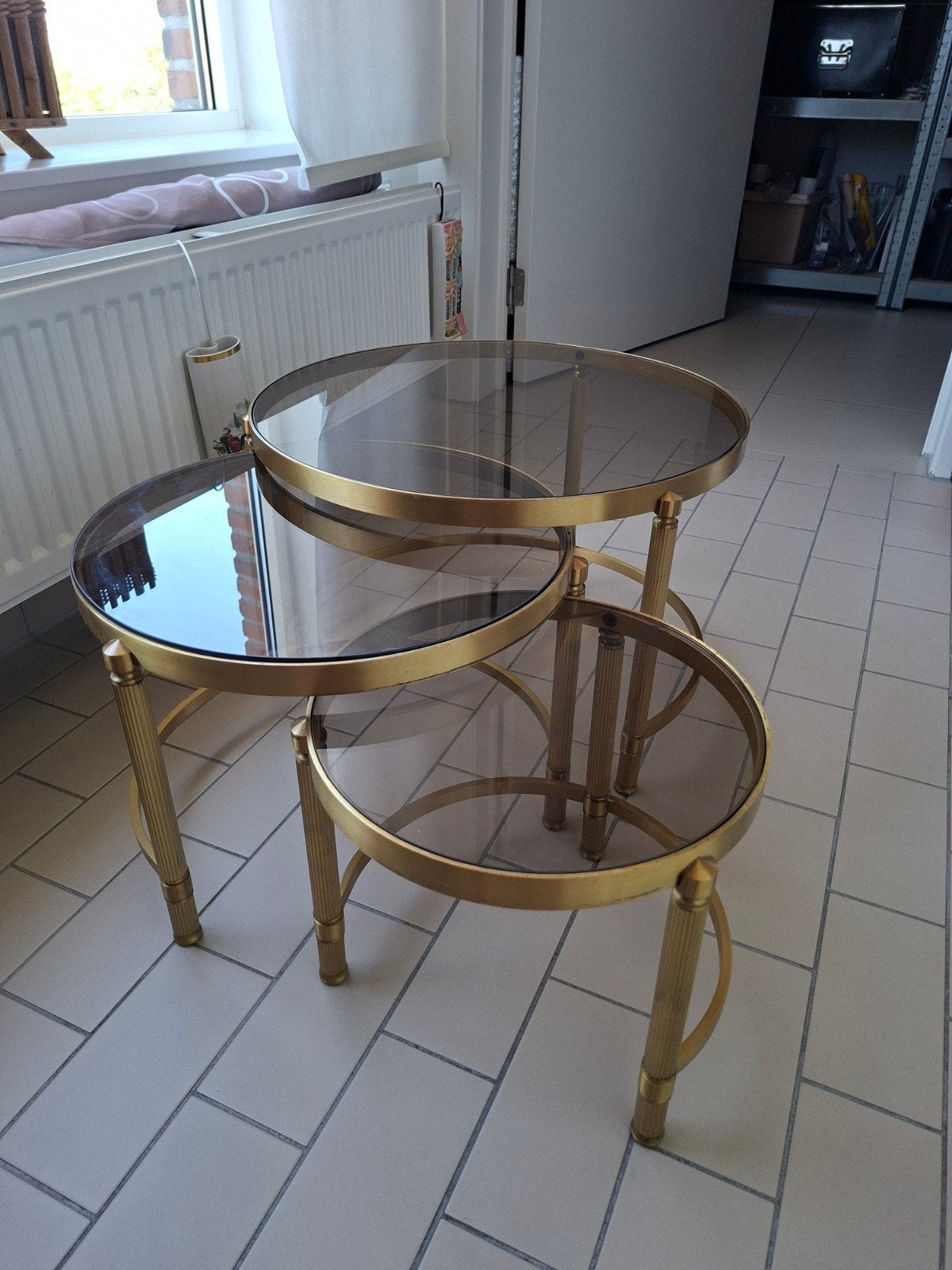 leuke. vintage  bijzettafeltje, Ophalen