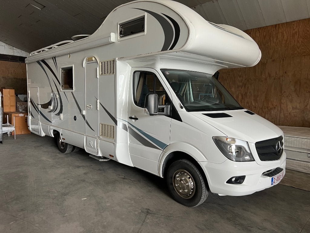 Mercedes Sprinter 515  Camper | Topstaat | 70.000 km, 8 mètres et plus, Marchepied électrique, Boîte manuelle, Jusqu'à 6