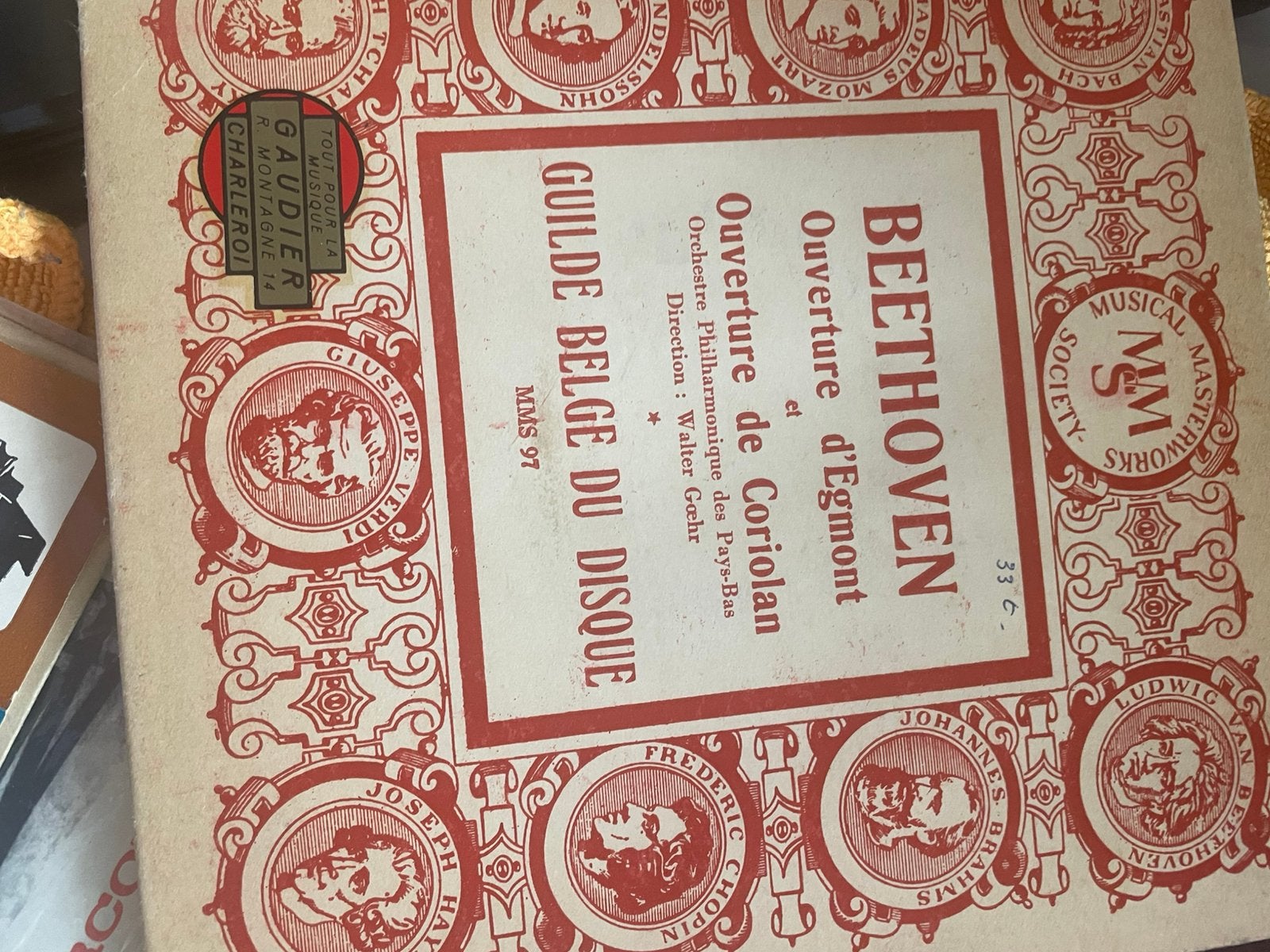 48 disques 45 t plus 7 sans pochette, Enlèvement, Comme neuf