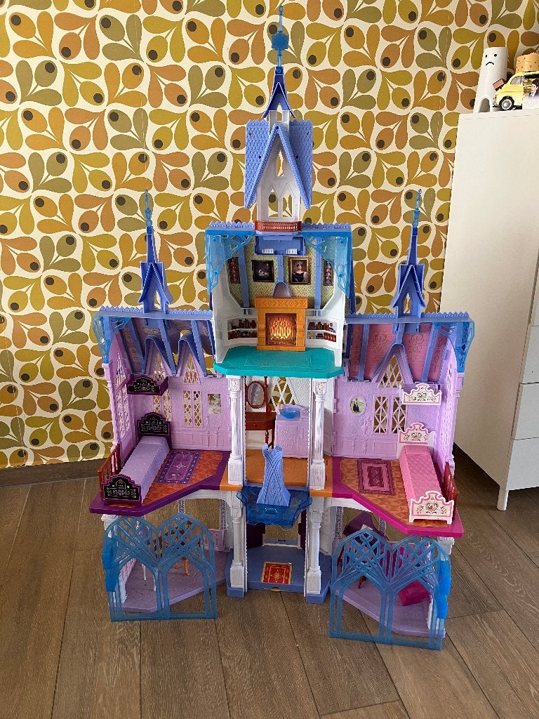 Elsa Frozen kasteel, Ophalen, Gebruikt, Poppenhuis