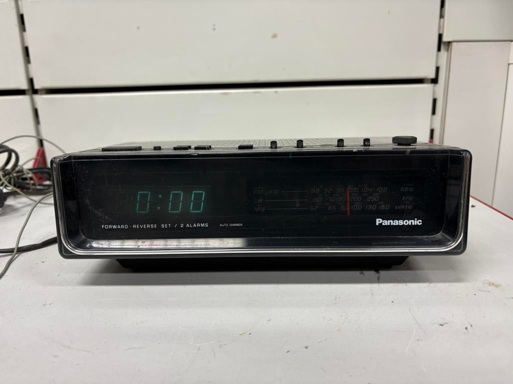 Radio-Réveil Vintage Panasonic RC-95LBS - Design 80s, TV, Hi-fi & Vidéo, Radios, Utilisé, Radio, Enlèvement ou Envoi