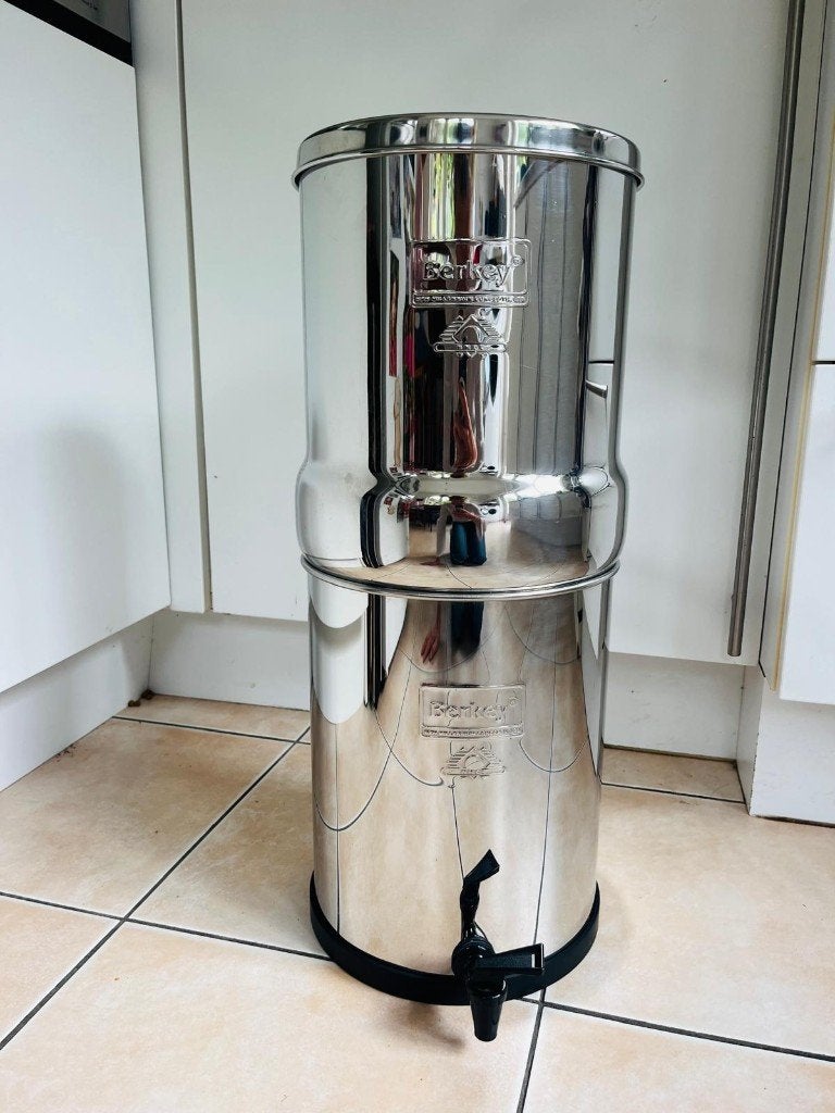 Filtre à eau Royal Berkey 12,5L + 4 filtres black Berkey, Enlèvement, Comme neuf