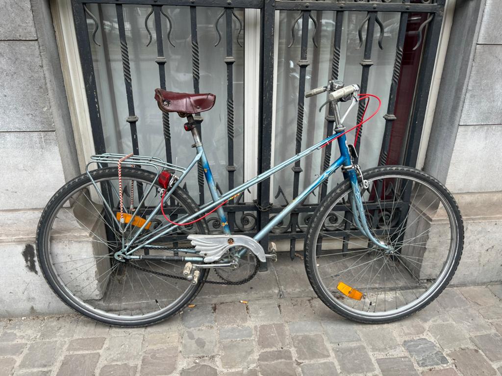 Studentenfiets / damesfiets - Etterbeek, Fietsen en Brommers, Ophalen, Zo goed als nieuw