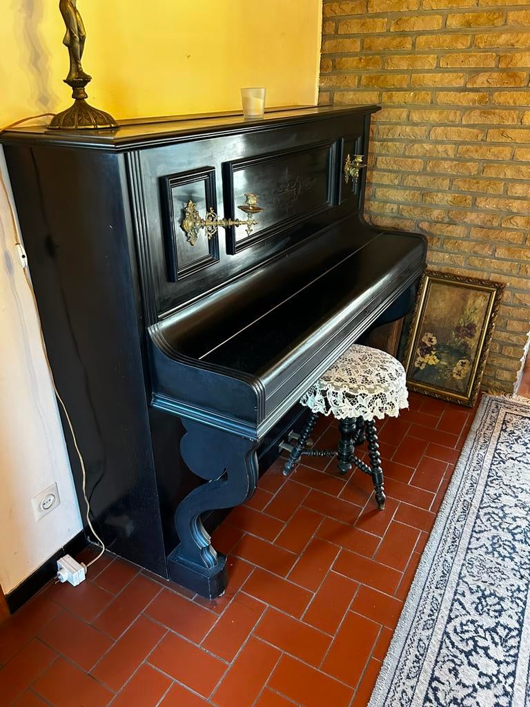 Buffetpiano Van Hyfte gratis, Enlèvement, Utilisé, Noir, Piano