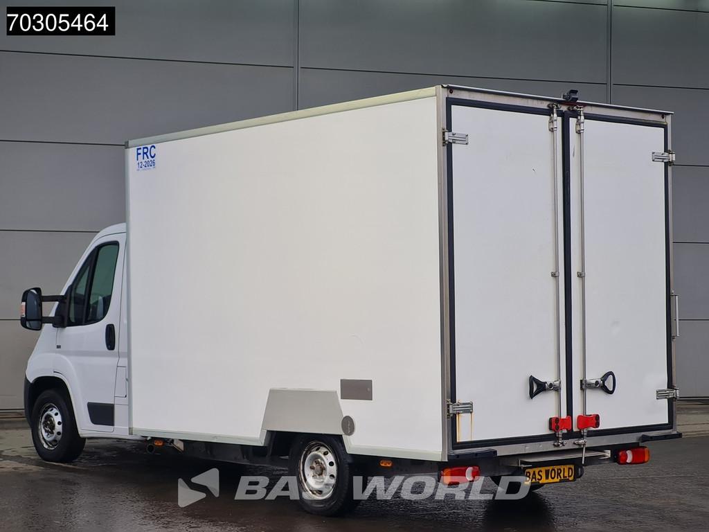 Fiat Ducato 150pk Koelwagen Zijdeur Carrier Xarios 350 230v-, Auto's, Stof, Gebruikt, 2500 kg, Bedrijf