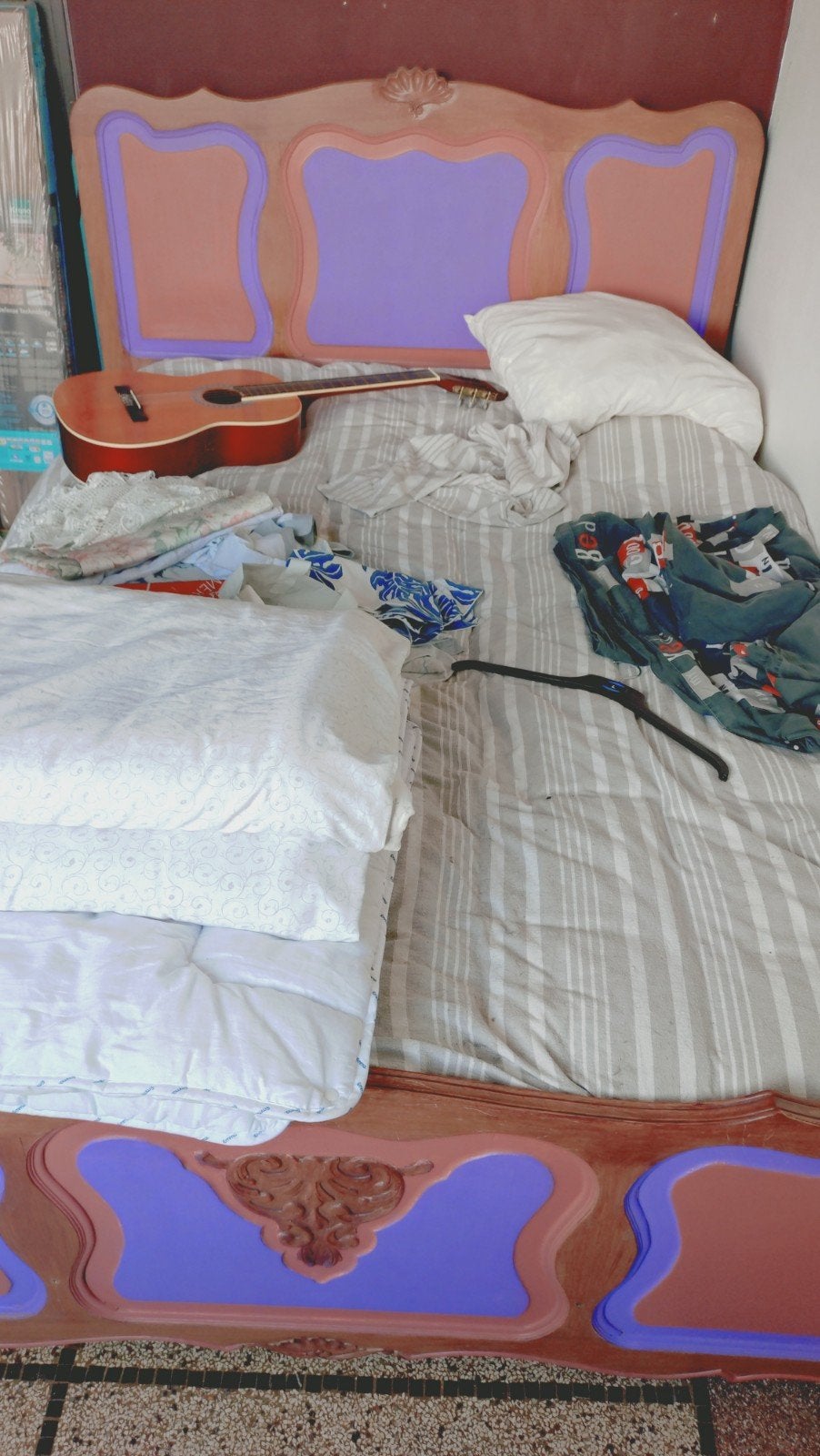 À donner, cadre + sommier 140cm, Enlèvement, Sommier