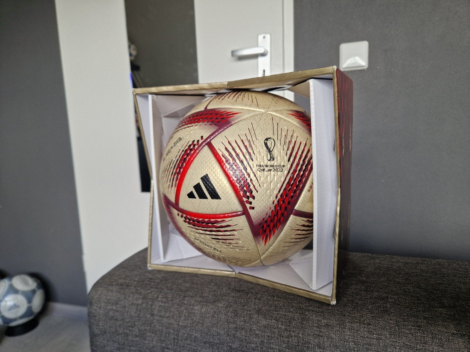 Adidas Al Hilm OFFICIAL MATCHBALL (WK 2022), Antiek en Kunst, Kunst | Overige Kunst, Ophalen
