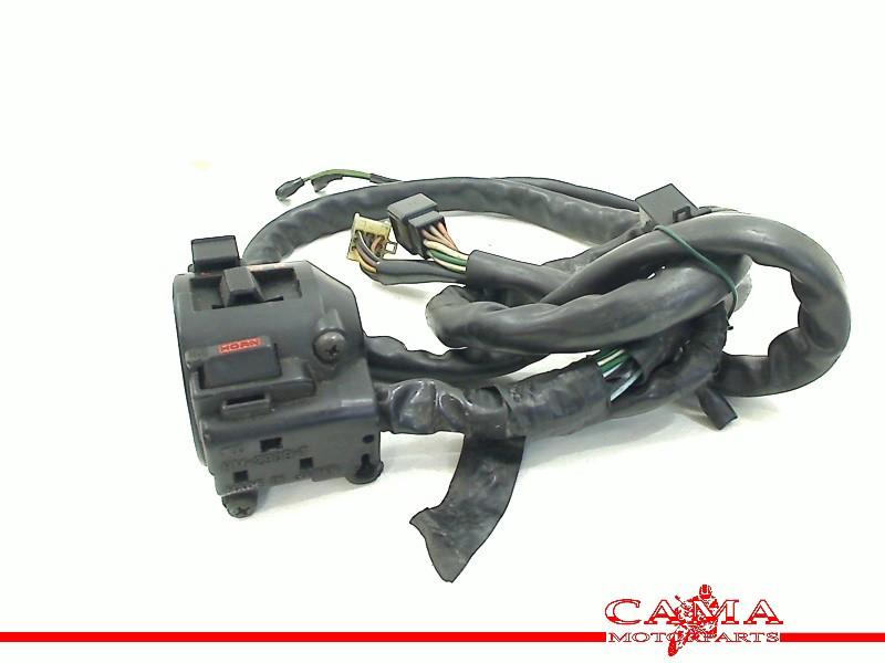 STUURSCHAKELAAR LINKS VFR 400 R 1989-1992 (VFR400R NC30), Motoren, Dhr. S. di Majo, Gebruikt, Info@cama-motorparts.nl, P.J. Troelstraweg 8 8
3144 CX  MAASSLUIS, NL