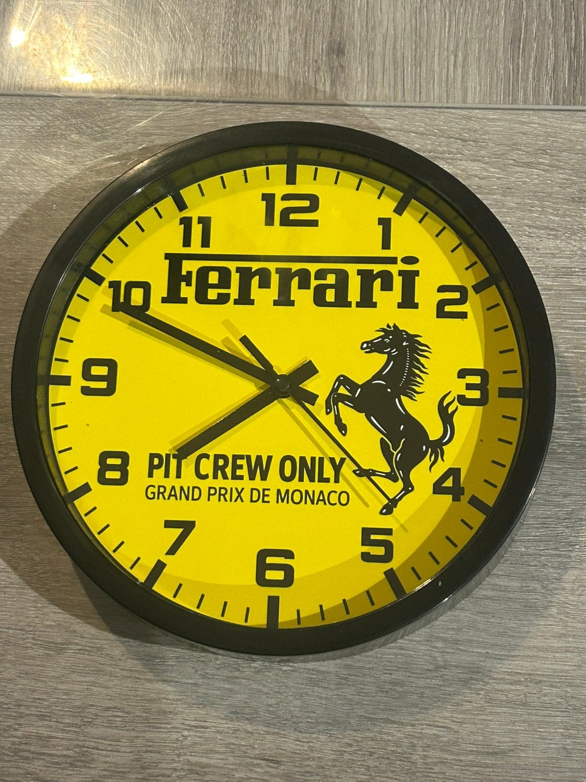 Horloge Ferrari F1 GP Monaco, Enlèvement ou Envoi, Neuf, Horloge murale